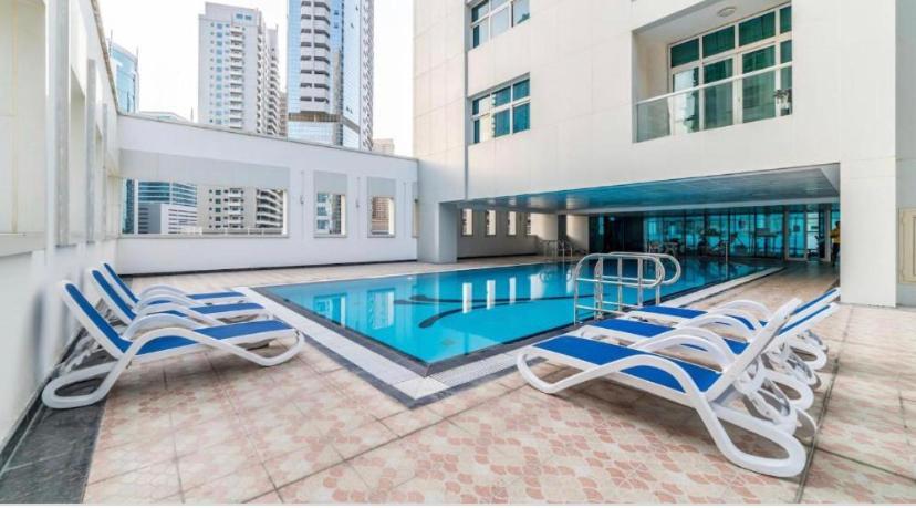 Elegance Hostel Dubai Exterior photo